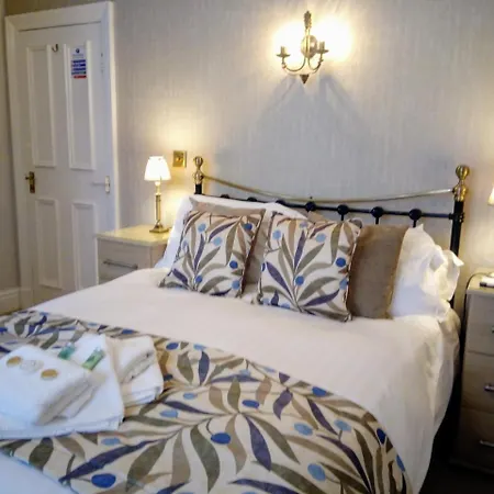 Link House בית הארחה 4*