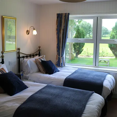 Link House Guest house 4*